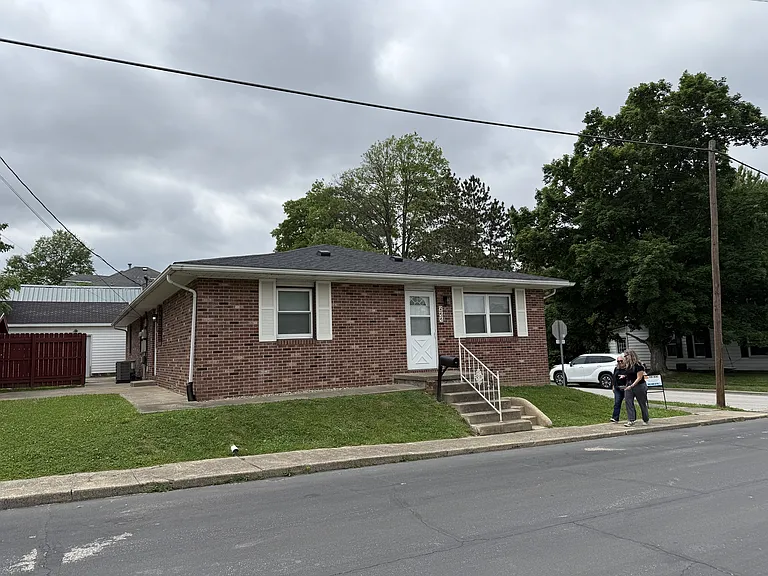 622 N Washington St — Photo 2