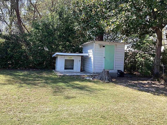 5th image of 304 Allen Ave