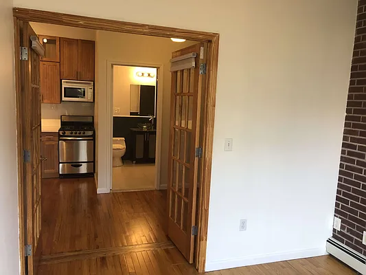 Rented by Carnegie Management Inc | media 33