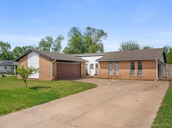 517 Baylor Ct, Bartlesville, OK 74006