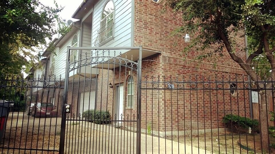 1st image of 1819 N Fitzhugh Ave