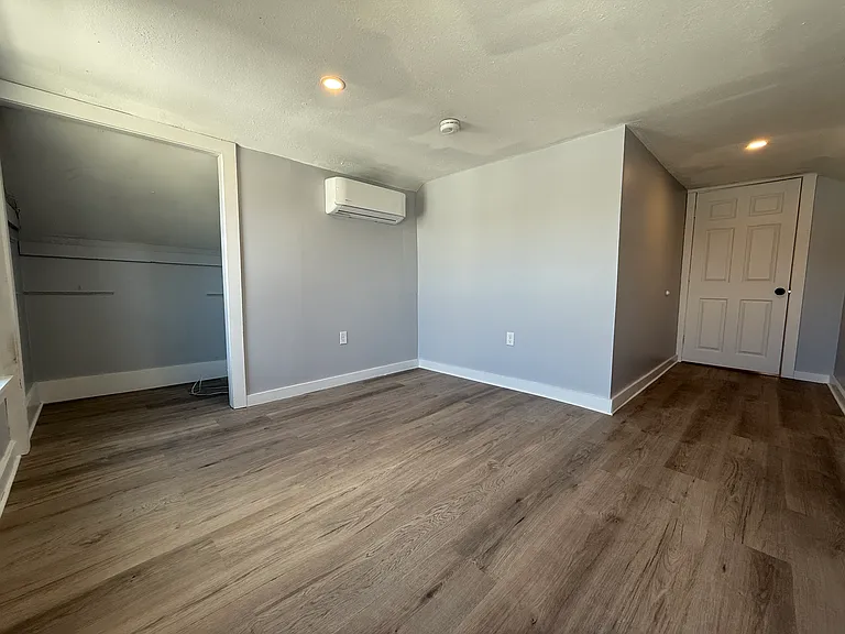 176 Church St #2 — Photo 17