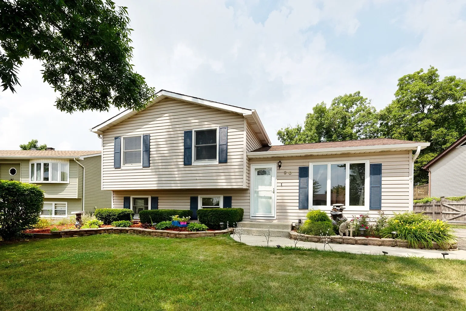 30 Sheehan Dr photo 1