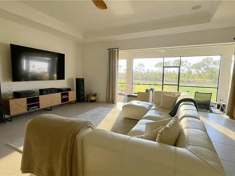 15522 Olympic Ct — Photo 7