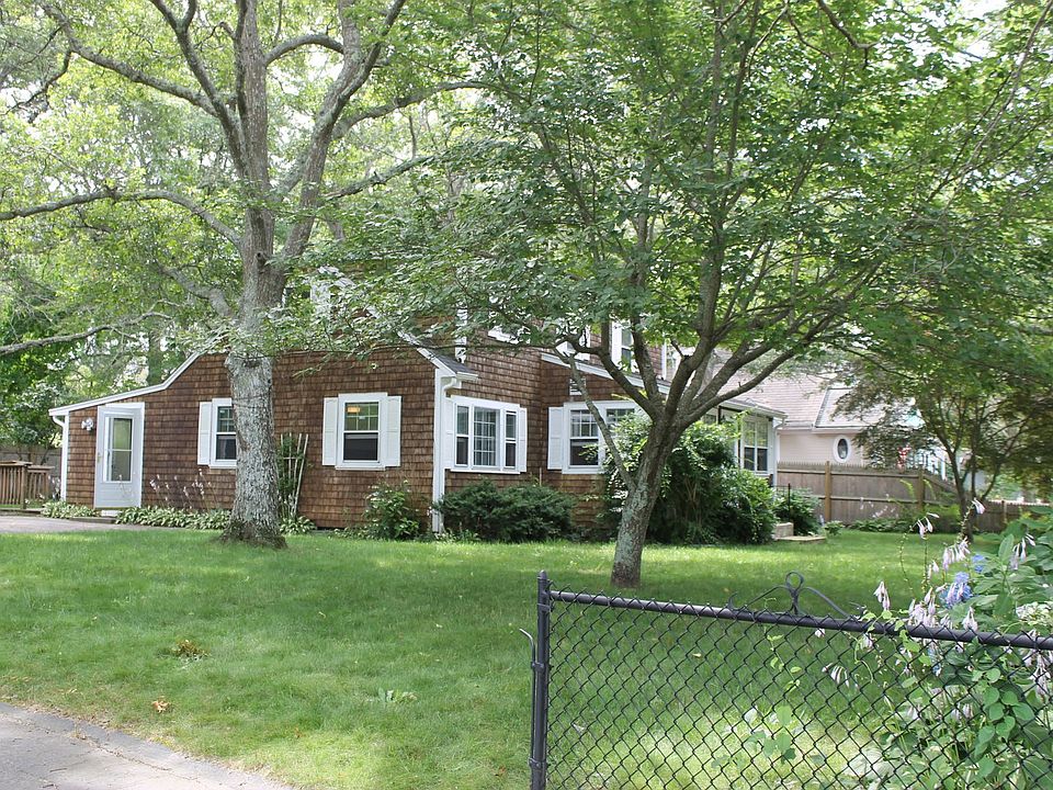 1st image of 110 Shorewood Dr