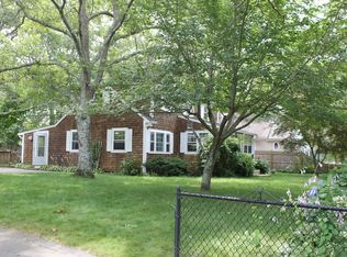 110 Shorewood Dr, East Falmouth, MA 02536