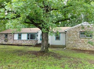 1632 E River Rd, Fork Union, VA 23055
