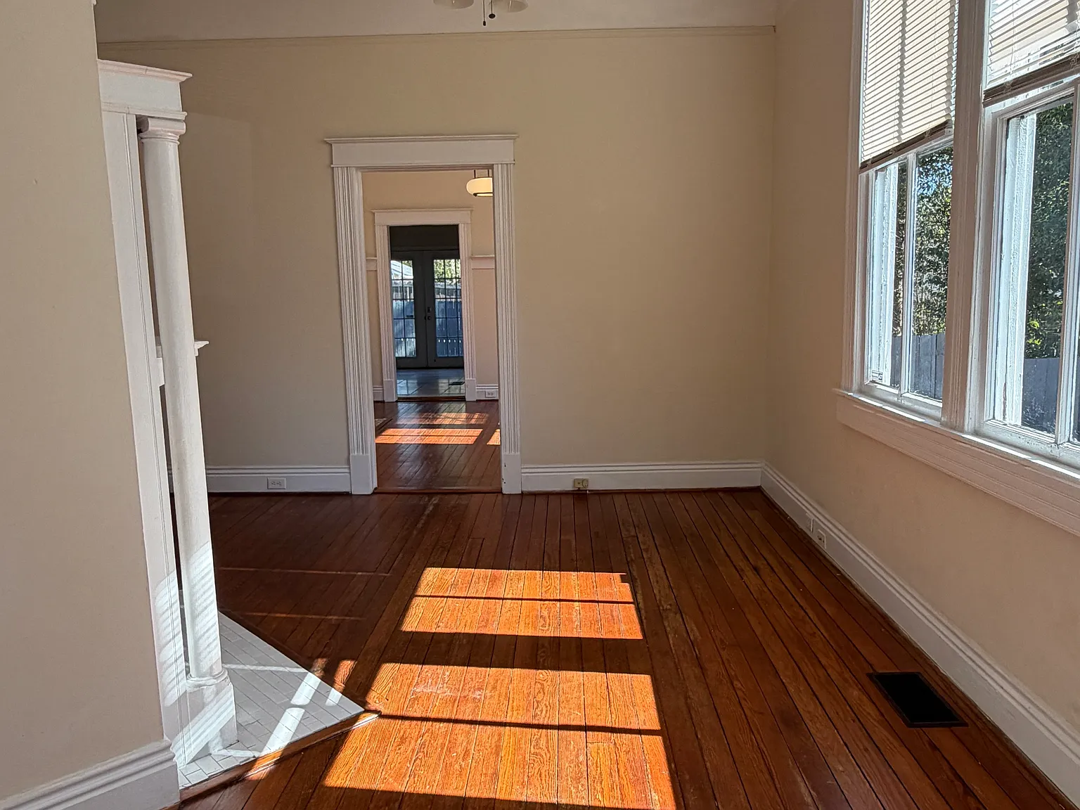 106 Garnett Ave — Photo 4