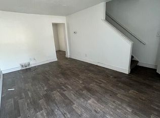573 Villa Dr, Ypsilanti, MI 48198