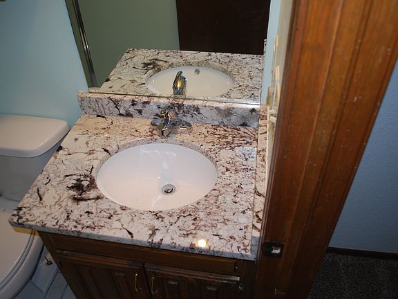 Bathroom sinks in Granite
