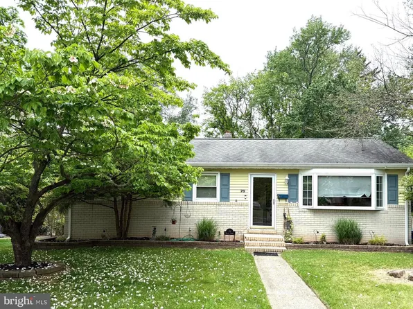 78 Walnut St, Mount Holly, NJ 08060