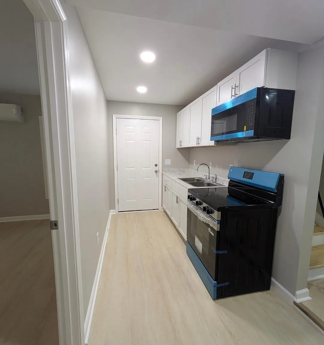 2 bed, 1000 sqft, $1,500 — Photo 4