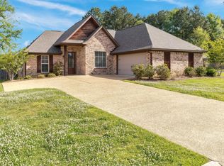 161 Notting Hill Pl, Canton, MS 39046