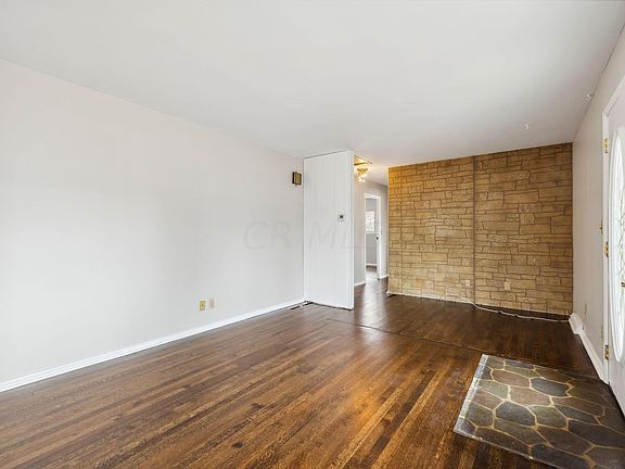 3rd image of 5390 Crawford Dr