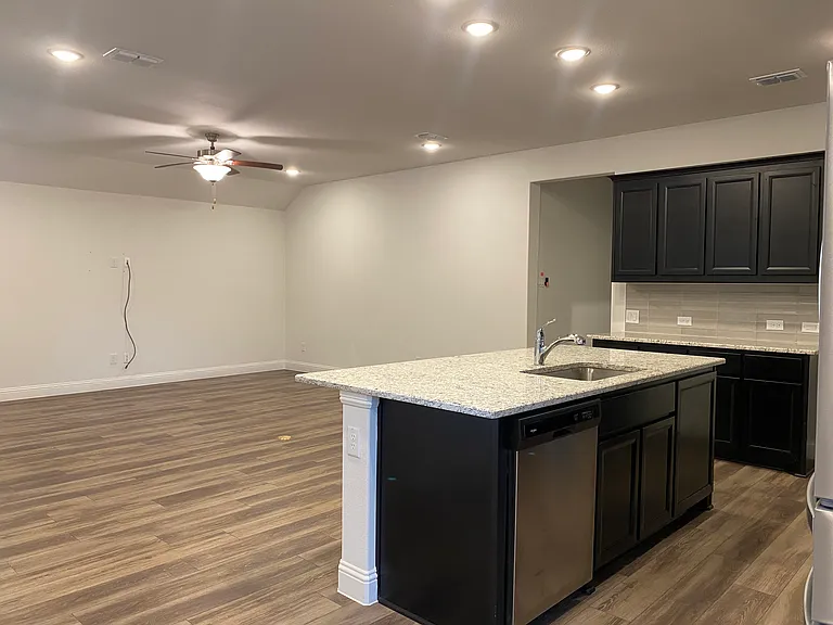 4009 Rain Lily Bnd — Photo 19