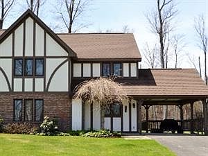 1st image of 8279 Canterbury Dr