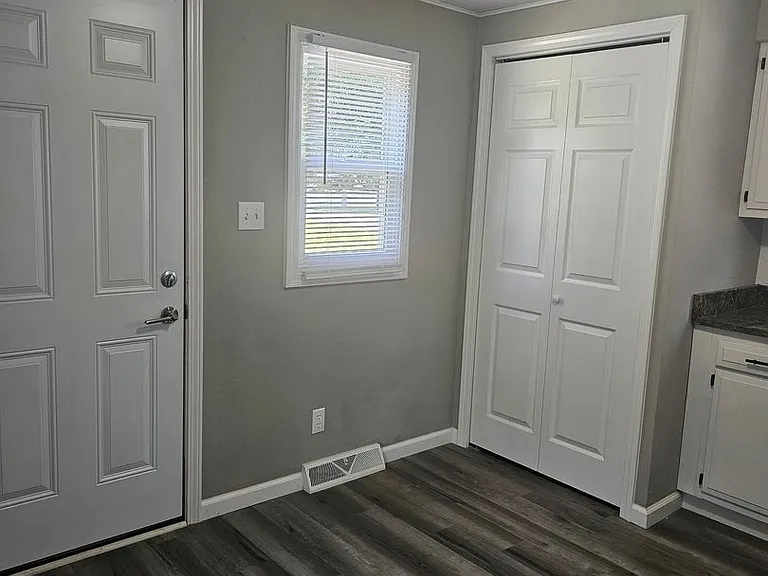 408 Troy Rd #C — Photo 3