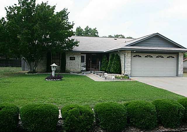 1st image of 2806 S Walker Dr