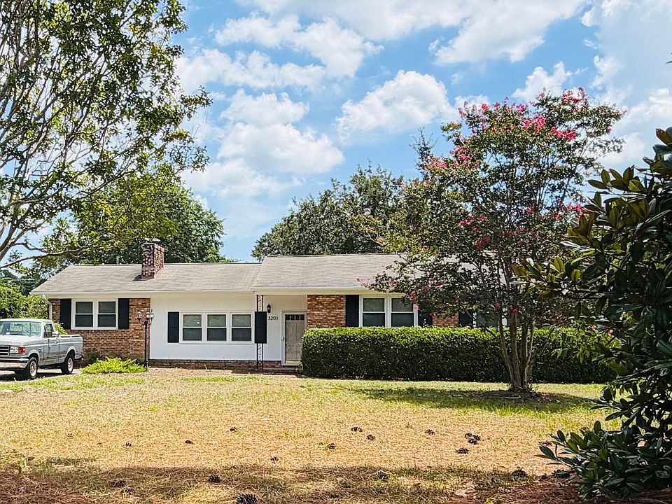 1st image of 3201 Chalmers Dr