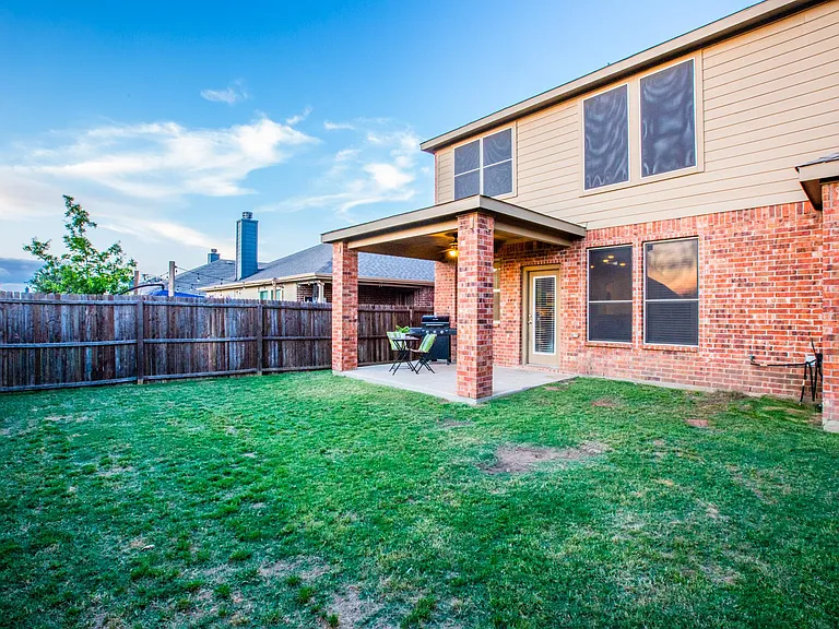 1324 Red River Dr — Photo 33