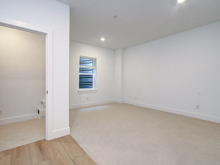 6487 NW Olympic Ln #27 — Photo 30