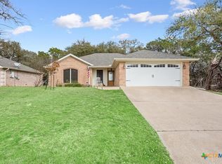 28 Artesian Dr, Morgans Pt Resort, TX 76513