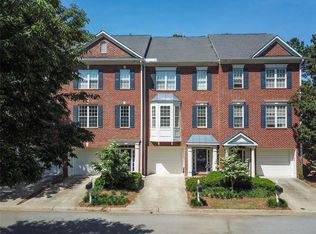 2504 Waters Edge Trl, Roswell, GA 30075