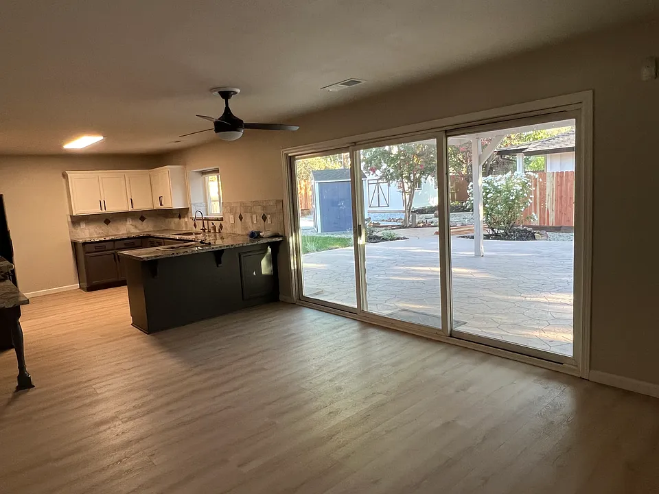 Kitchen and Kitchen nook area