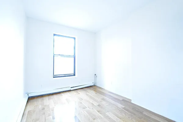 Rented by Bold New York | media 7