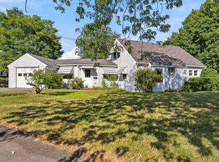 21 Flint St, Danvers, MA 01923