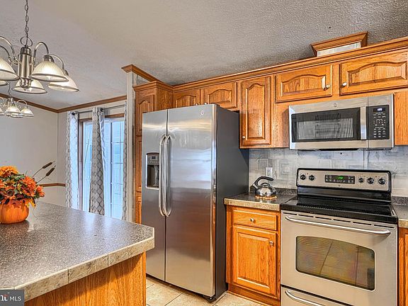 4th image of 3513 Buckboard Ln