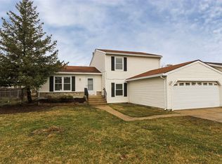 138 Green Meadow Dr, Glendale Heights, IL 60139