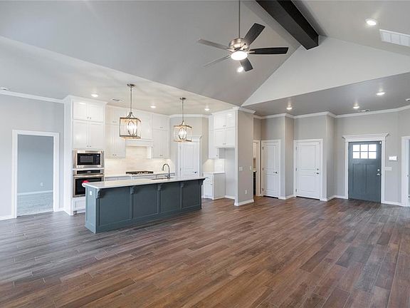 4th image of 9321 Poppey Pl