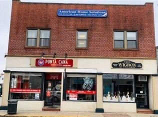 160 Post Ave, Westbury, NY 11590