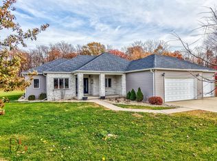 4470 E 1369th Rd, Earlville, IL 60518