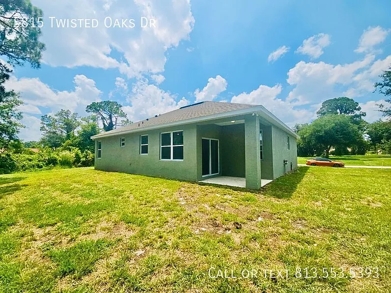 5815 Twisted Oaks Dr — Photo 6