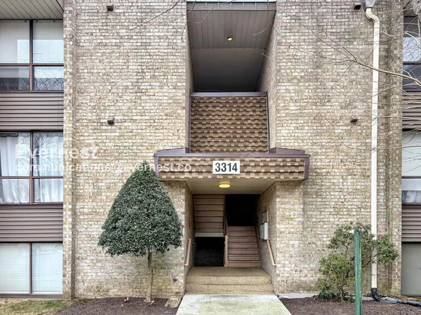 3314 Huntley Square Dr APT A2, Temple Hills, MD 20748