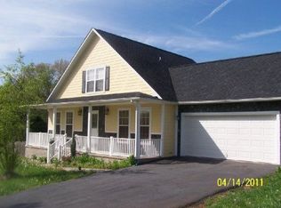 1203 Lori Ellen Ct, Sevierville, TN 37876