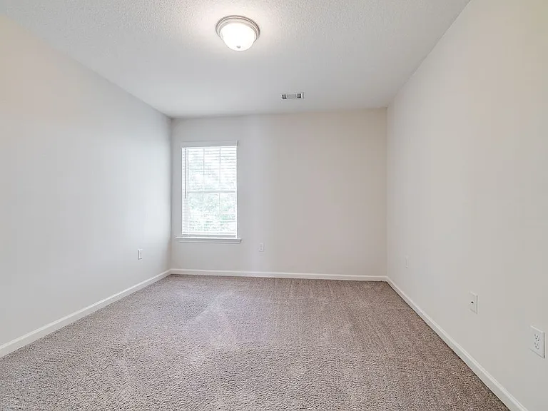 176 Barfield Way — Photo 8
