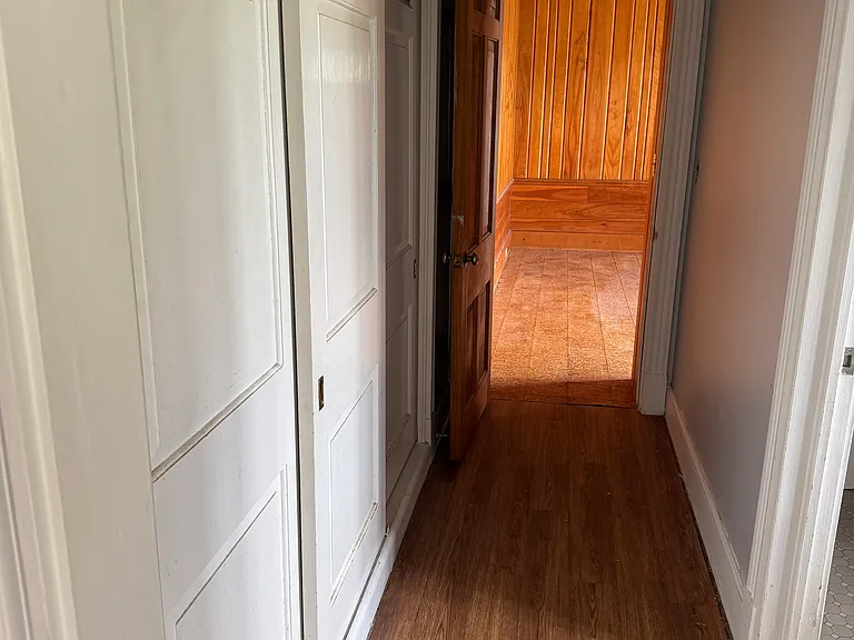 971 Johnson St SE — Photo 4