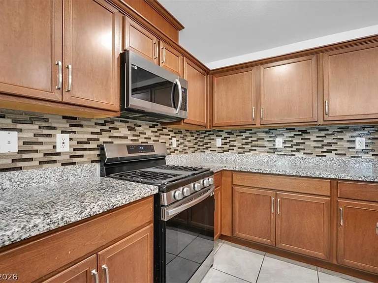 3622 Tripoli Cove Ave — Photo 16