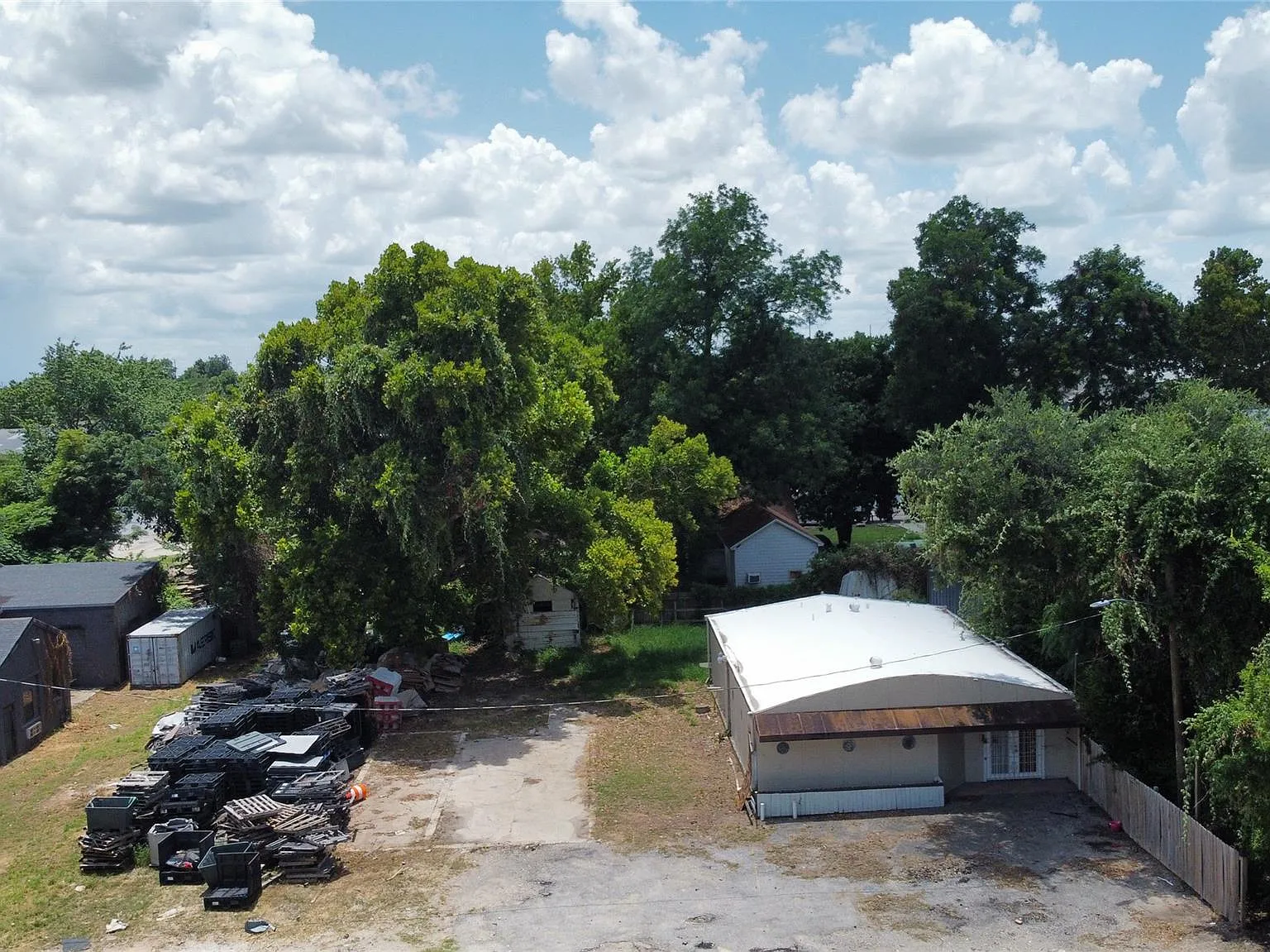 2 bed, 1668 sqft, $2,500 — Photo 4