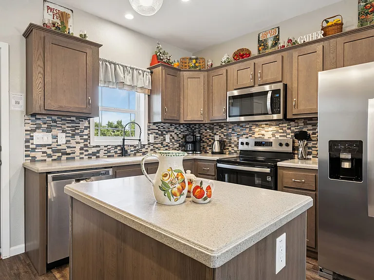 8466 Golden Fields Ln #B — Photo 17