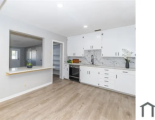 4 bed, 1856 sqft, $1,900 — Photo 1
