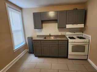 1810 W Ruscomb St FLOOR 2, Philadelphia, PA 19141