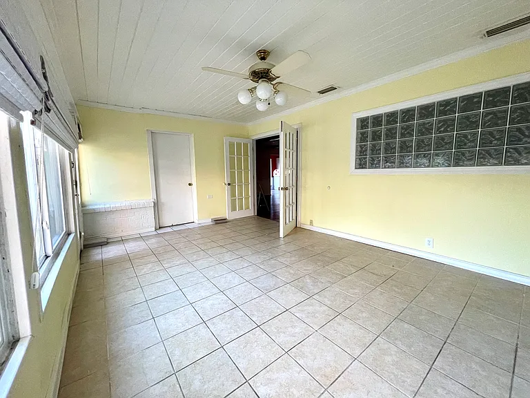 7814 La Manga Dr — Photo 10