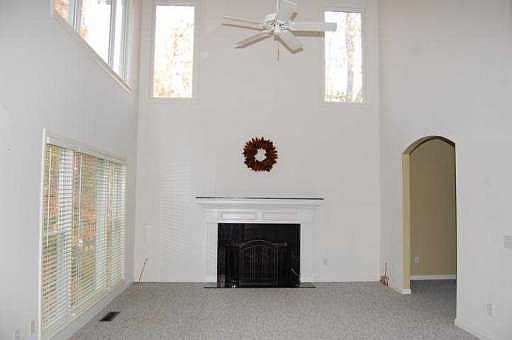 2nd image of 703 Greenway Trce