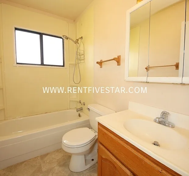 264 Stuart Ave — Photo 6