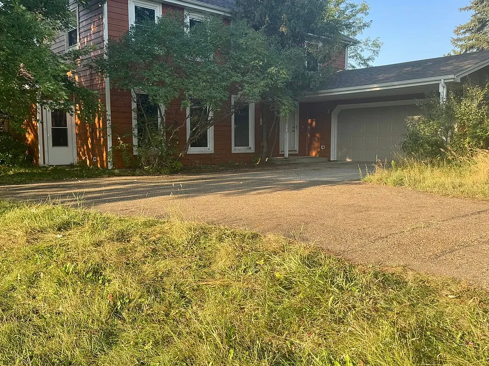 401 Oakfield Dr