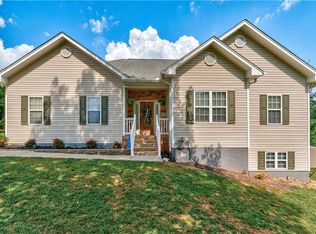 5620 Grant Ford Rd, Gainesville, GA 30506